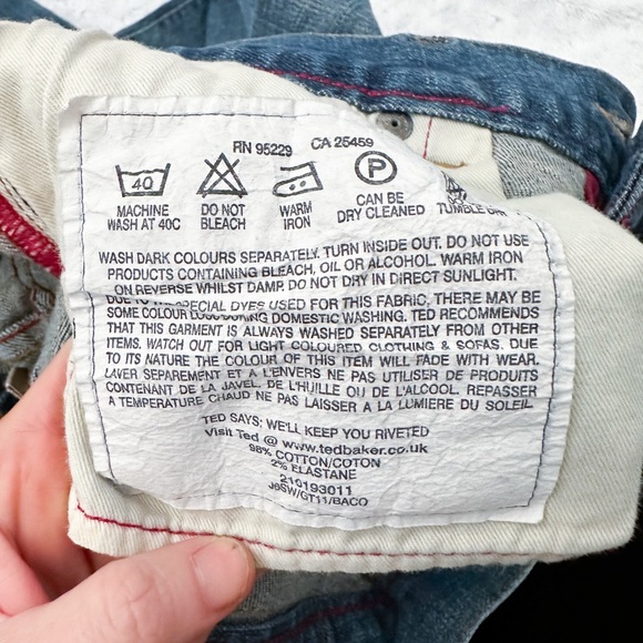 TED BAKER Y2k Floral Embroidered Low Rise Bootcut Jeans - Picture 9 of 13